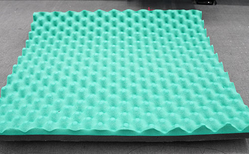 隔音棉切割機——高效智能的隔音棉切割設備選擇